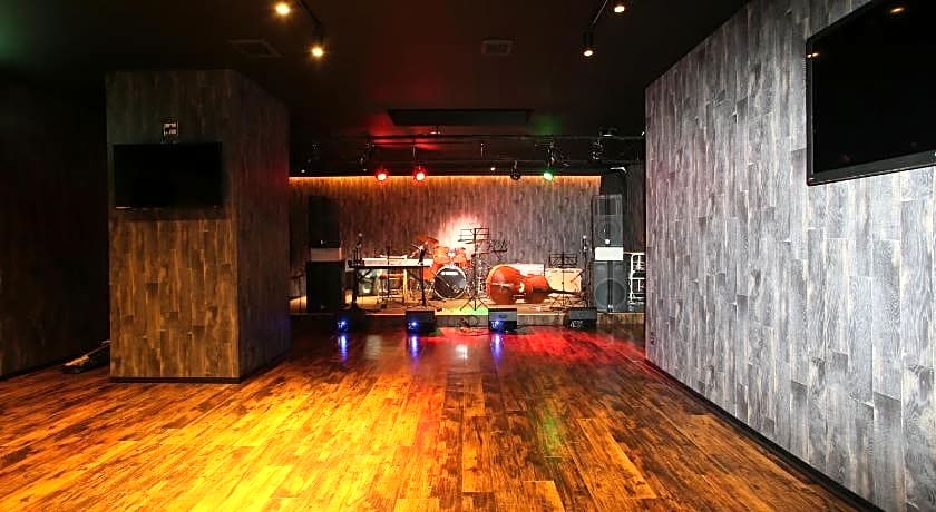 Hotel Silk In Madarao