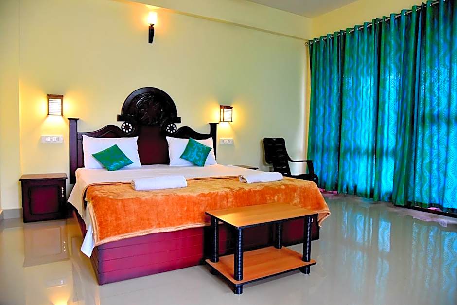 Jungle Palace Homestay