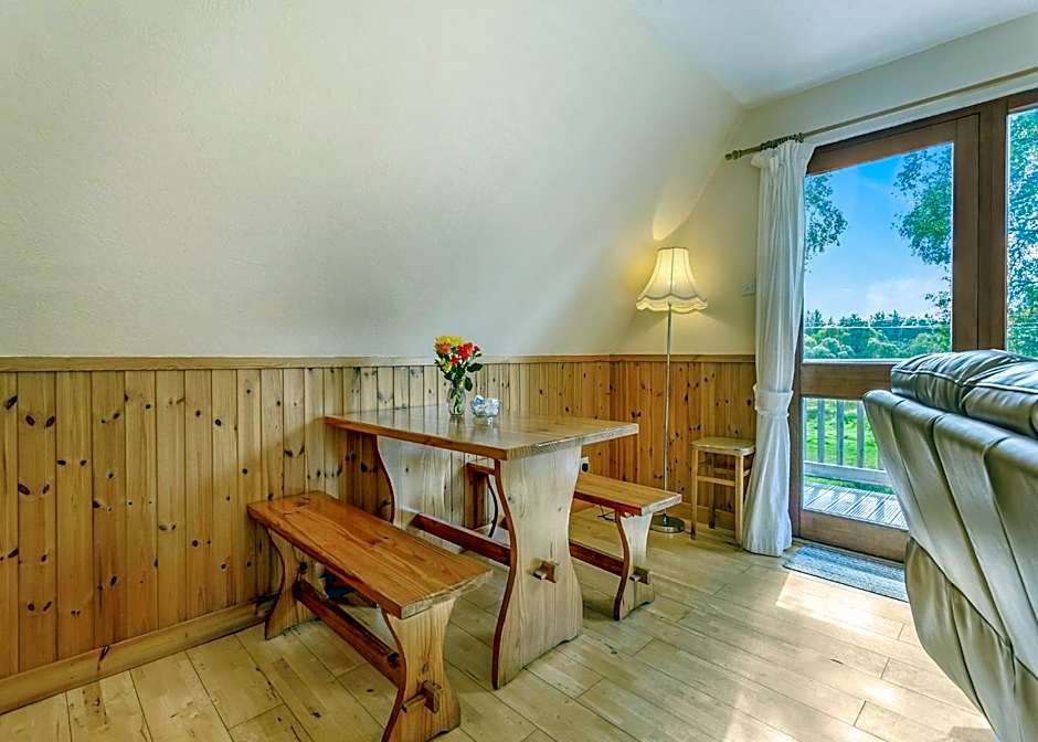 Delny Highland Lodges