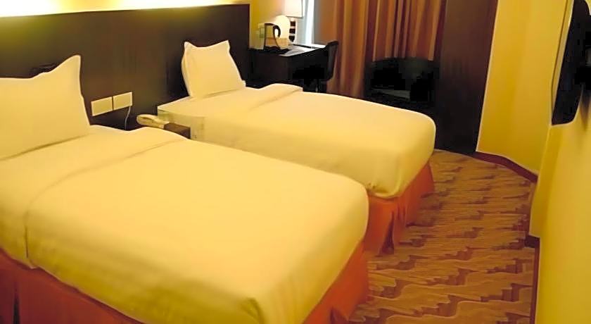 Eminent Hotel