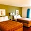Love Hotels Staples by OYO at HWY 10 MN