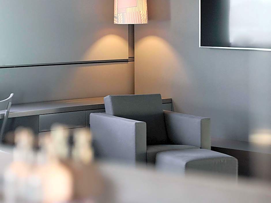 SO Vienna Hotel