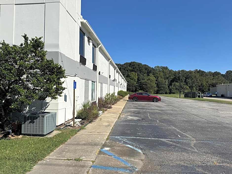 Executive Inn