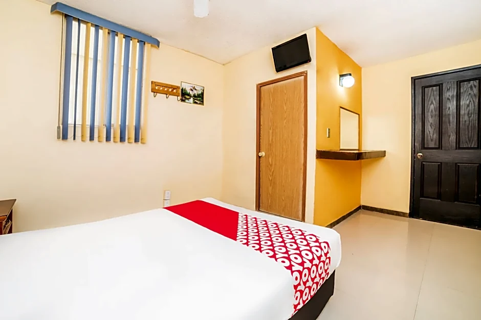 OYO Hotel Bugambilia San Luis Potosi