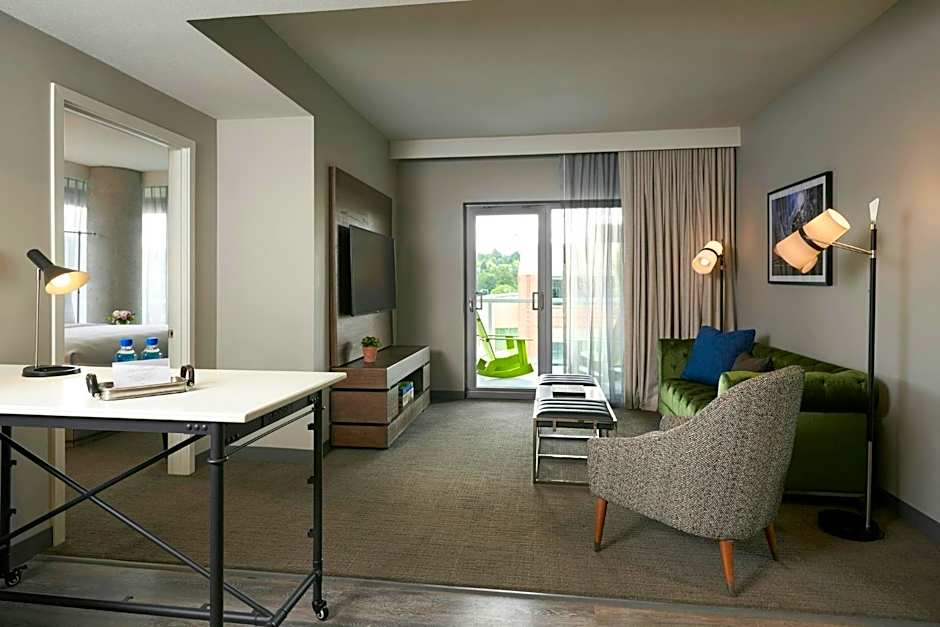 Archer Hotel Seattle/Redmond