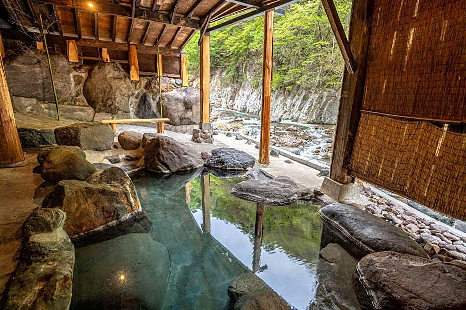 Nikko Nationalpark Kawamata Onsen KURA