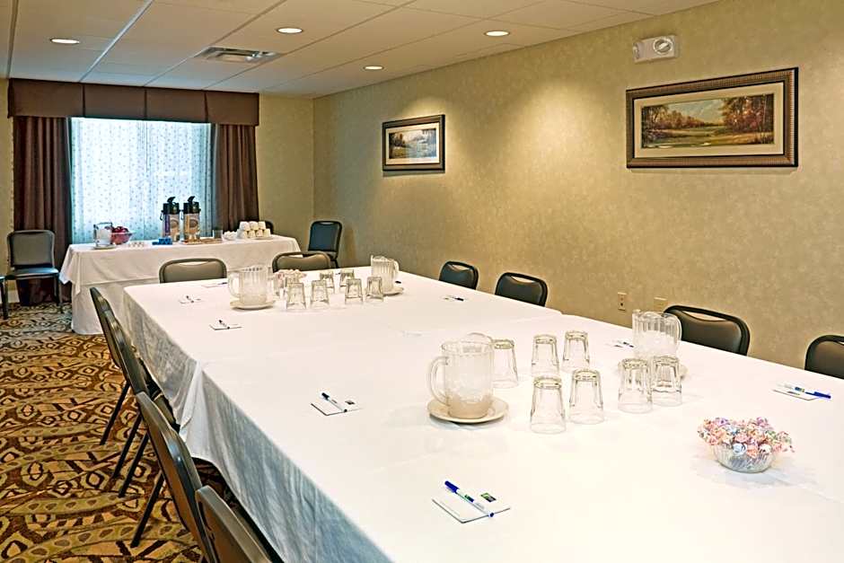 Holiday Inn Express By IHG