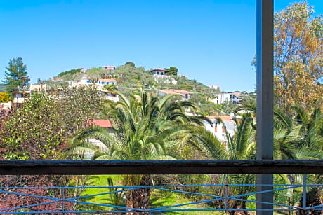 Standard Twin Room with Garden View