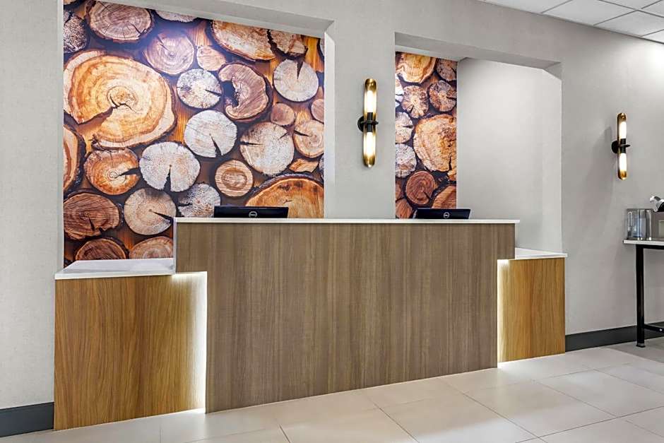 Brentwood Suites Nashville, an Ascend Collection Hotel