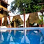 Hotel Villas Las Azucenas