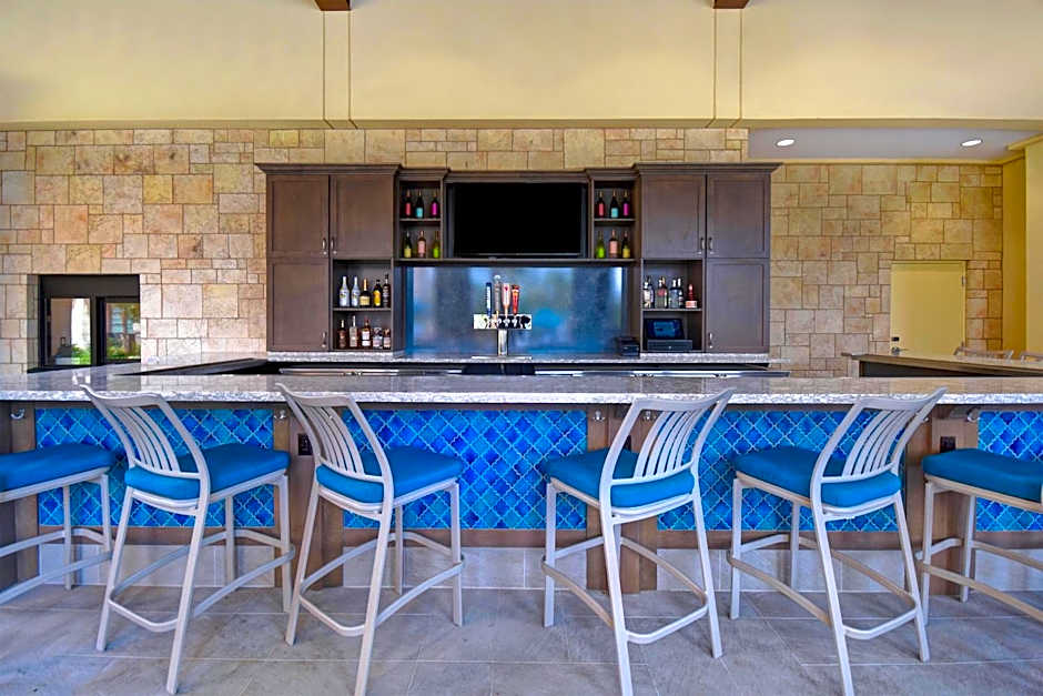 Homewood Suites by Hilton Orlando at FLAMINGO CROSSINGS Town Center