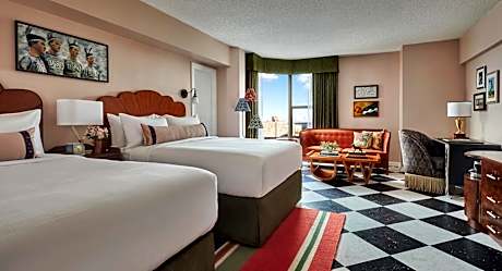 Graduate Queen Room with Two Queen Beds and Skyline View