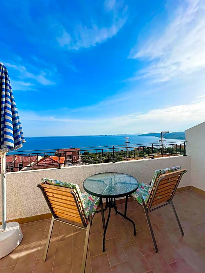 Ocean Front Studios 77