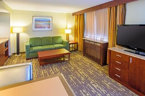 DoubleTree by Hilton Rochester - Mayo Clinic Area