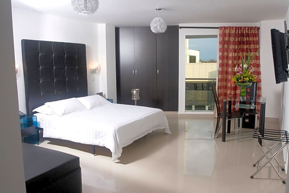 Hotel Calima Real