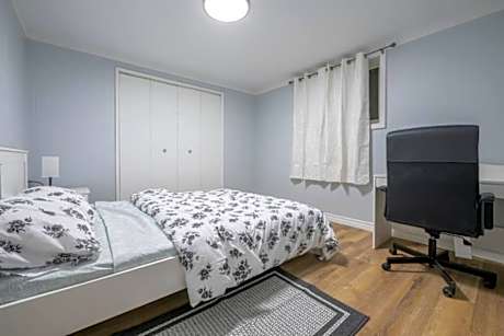 CenterStreet-Cozy 1bedroomSuite