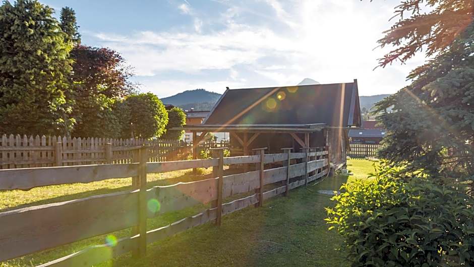 Appartement- und Wellnesshotel Charlotte - 3 Sterne Superior