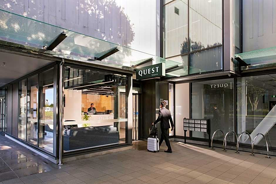 Quest Takapuna