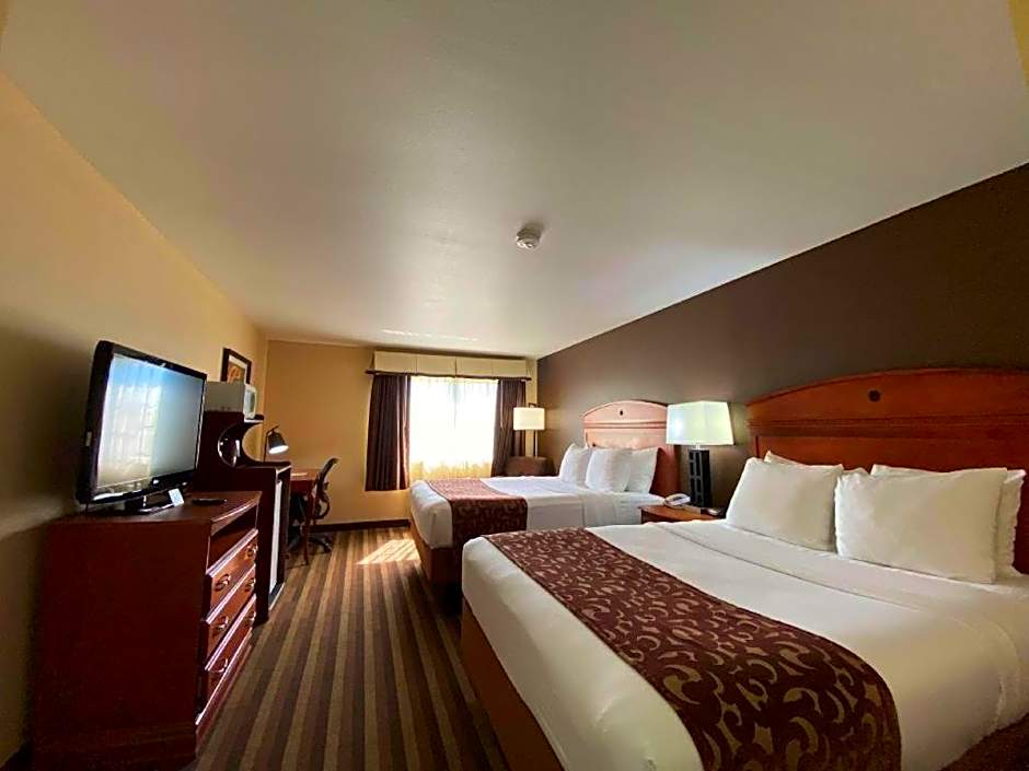 Best Western Manhattan Inn