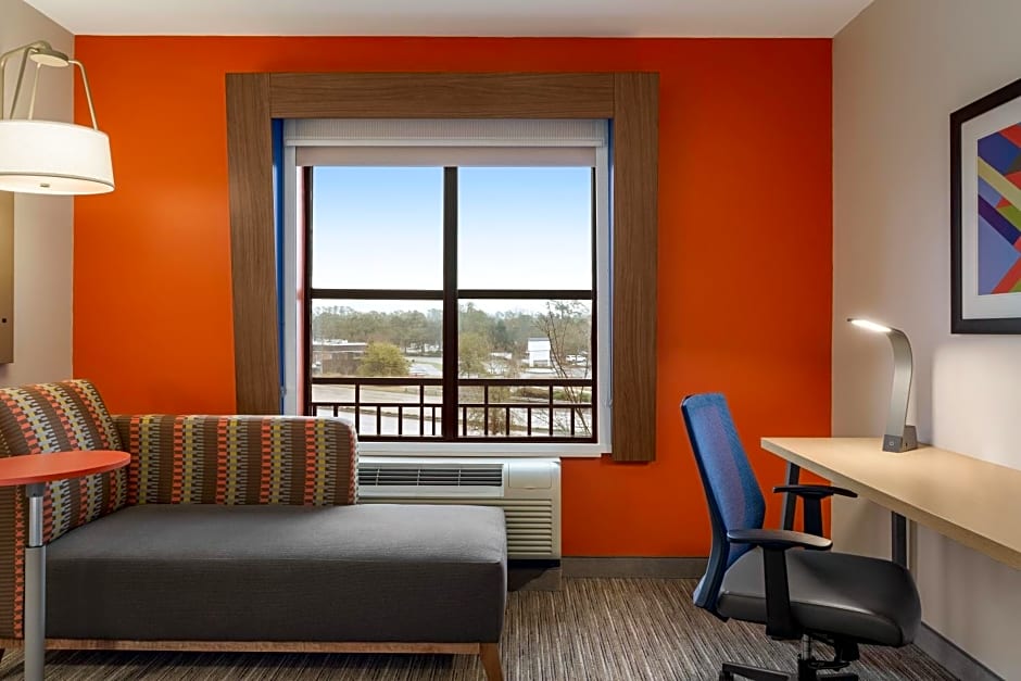 Holiday Inn Express Hotel & Suites Mount Pleasant - Charleston By IHG