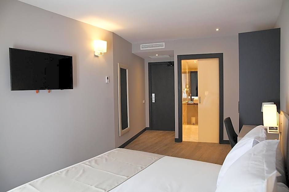 May Ramblas Hotel