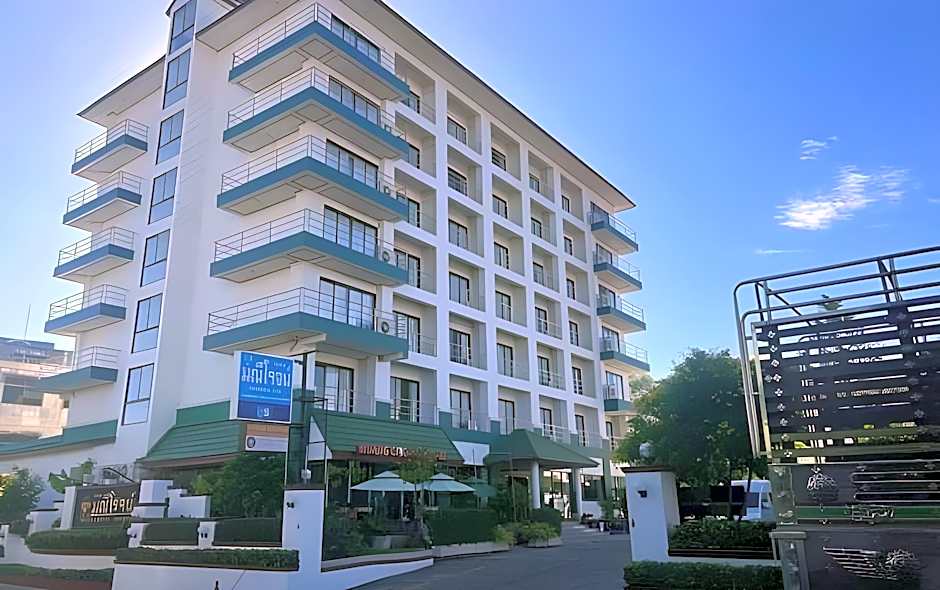 Maneerote Hotel Surin