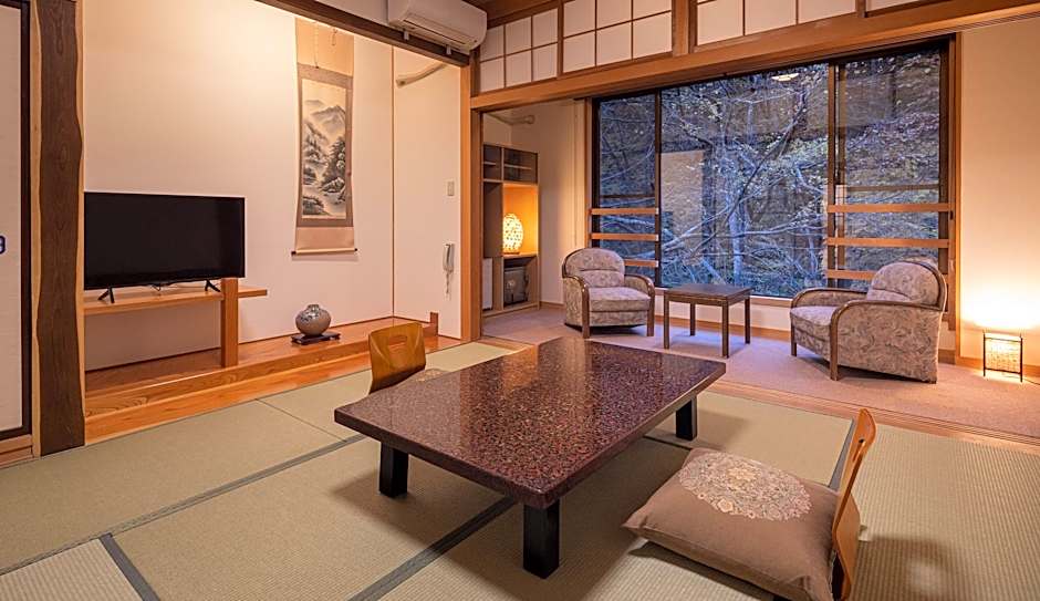 Shirahone Onsen Tsuruya Ryokan