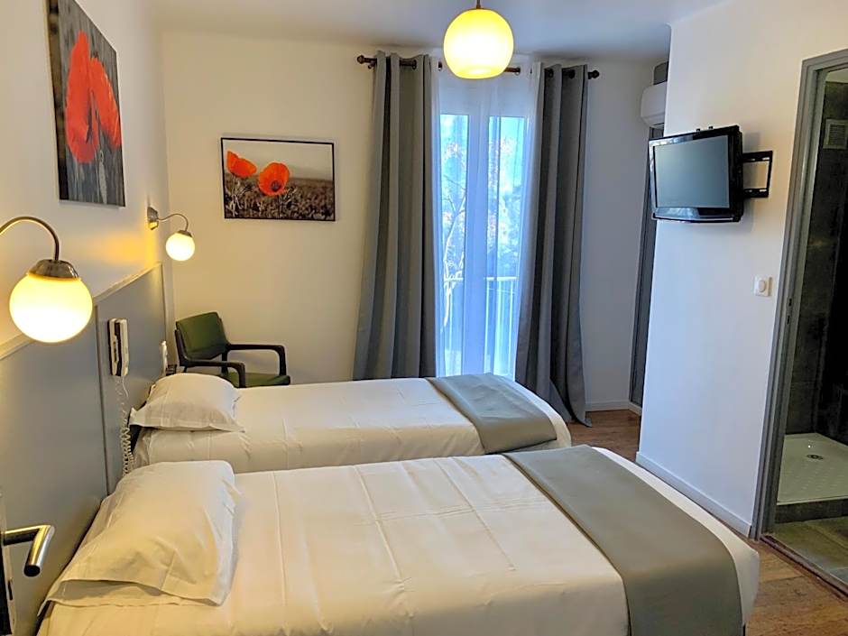 Hôtel les Arbousiers