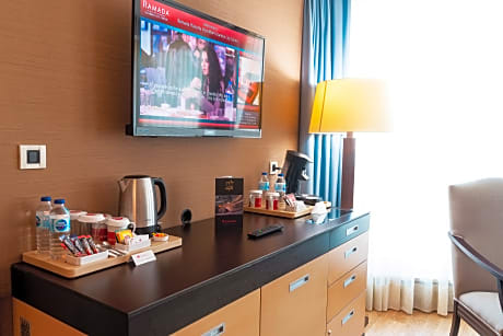 Double Bed Standard Room (NON SMOKING)