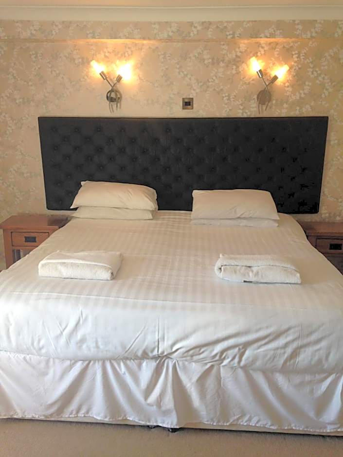 The Elephant & Castle Hotel