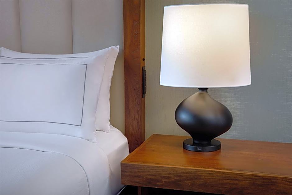 DoubleTree by Hilton Hotel Boston-Andover