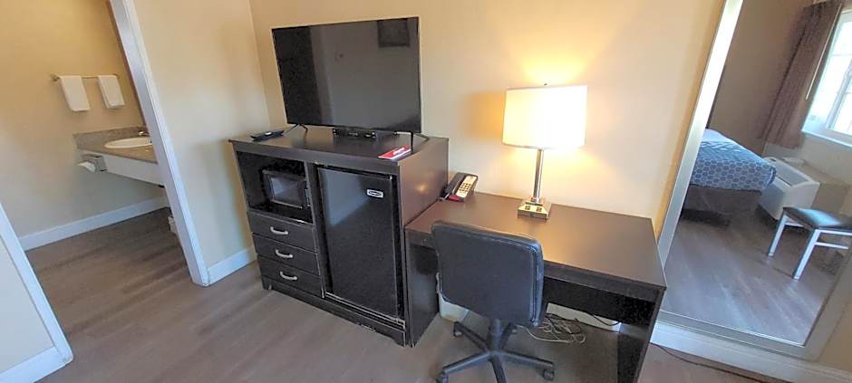 Econo Lodge Sacramento Convention Center