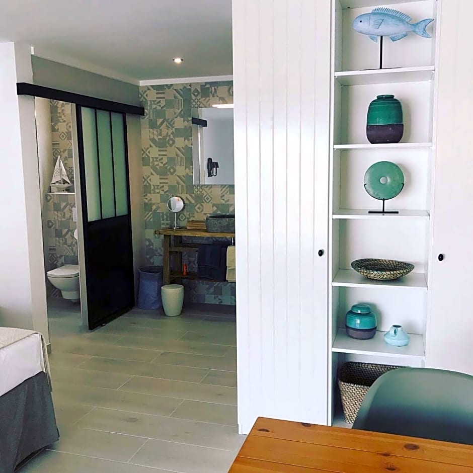 Finca Pura, Clothing Optional Guestrooms