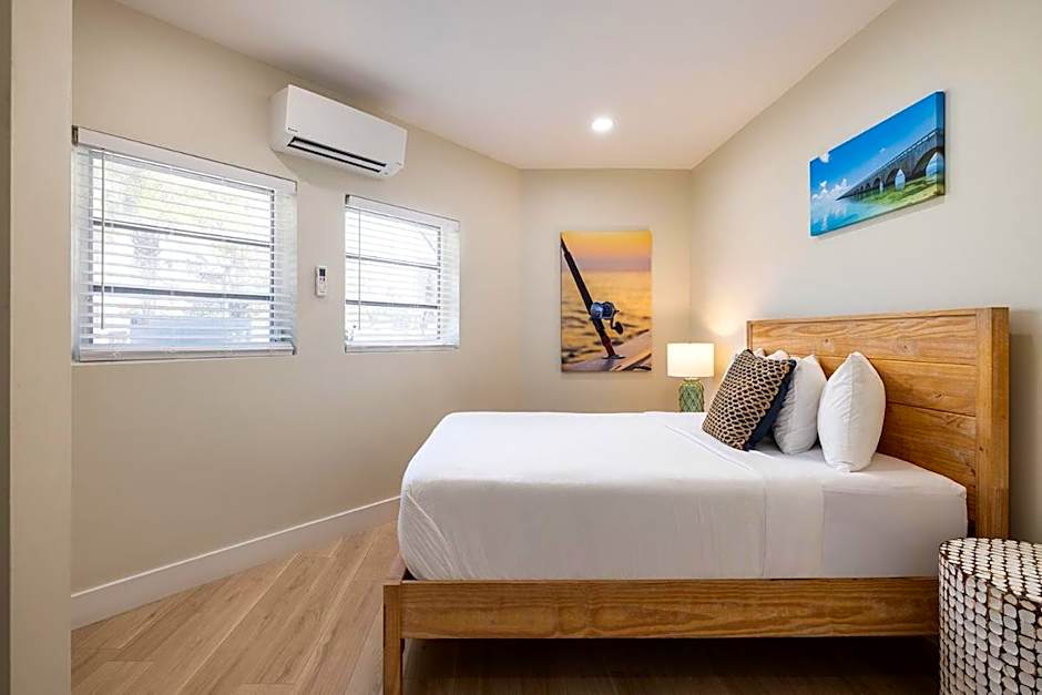 Conch Key Fishing Lodge & Marina