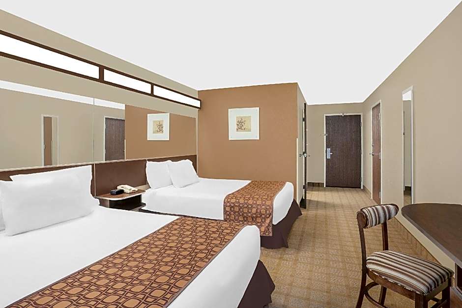 Microtel Inn & Suites By Wyndham Manchester