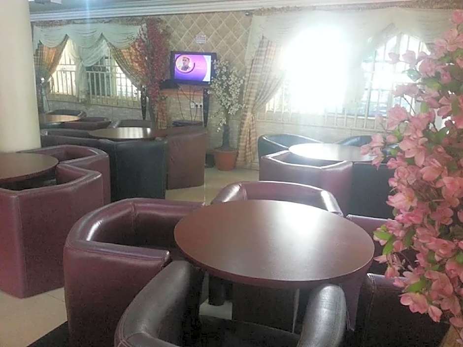 Definite - destiny hotel