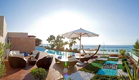 Amus Presidential with Private Pool Sea View