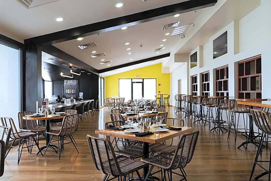 Holiday Inn Ponce & El Tropical Casino By IHG