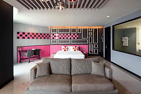 Sensation Suite Seafront