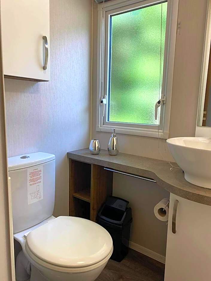 Kellys Holiday Homes 24 Willerby 2 bedrooms caravan