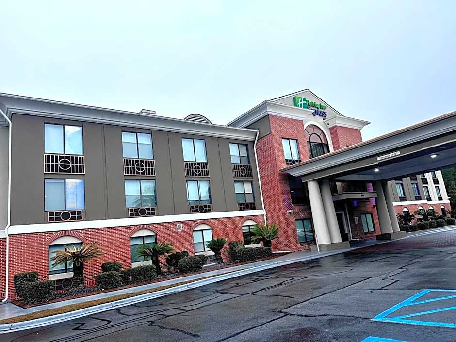 Holiday Inn Express Hotel & Suites Hinesville By IHG