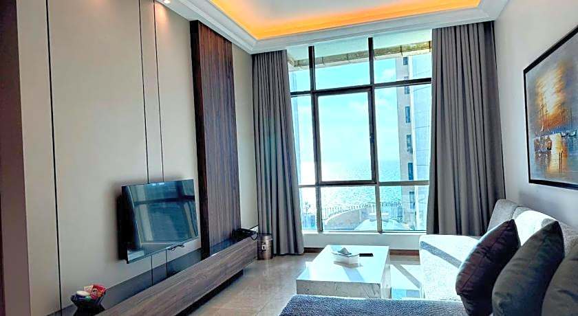 King Suites Hotel