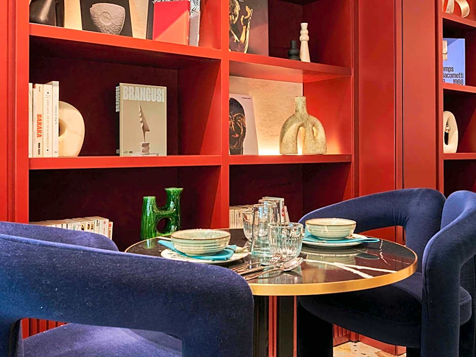 Mercure Paris Butte Montmartre Basilique