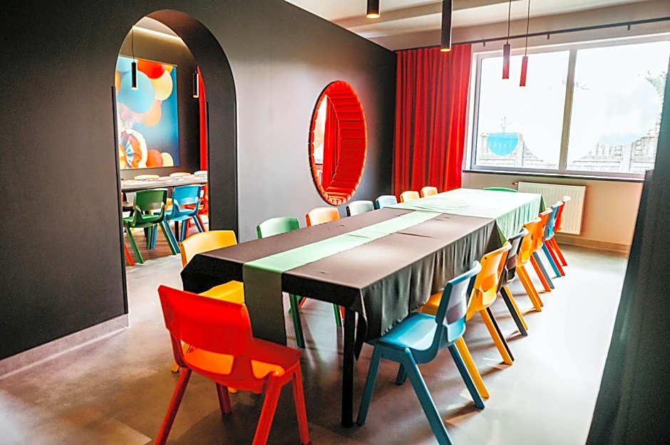 Kelman Inn Global Nowa Sól