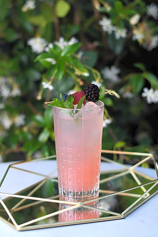 Hotel Milano Pool & Garden