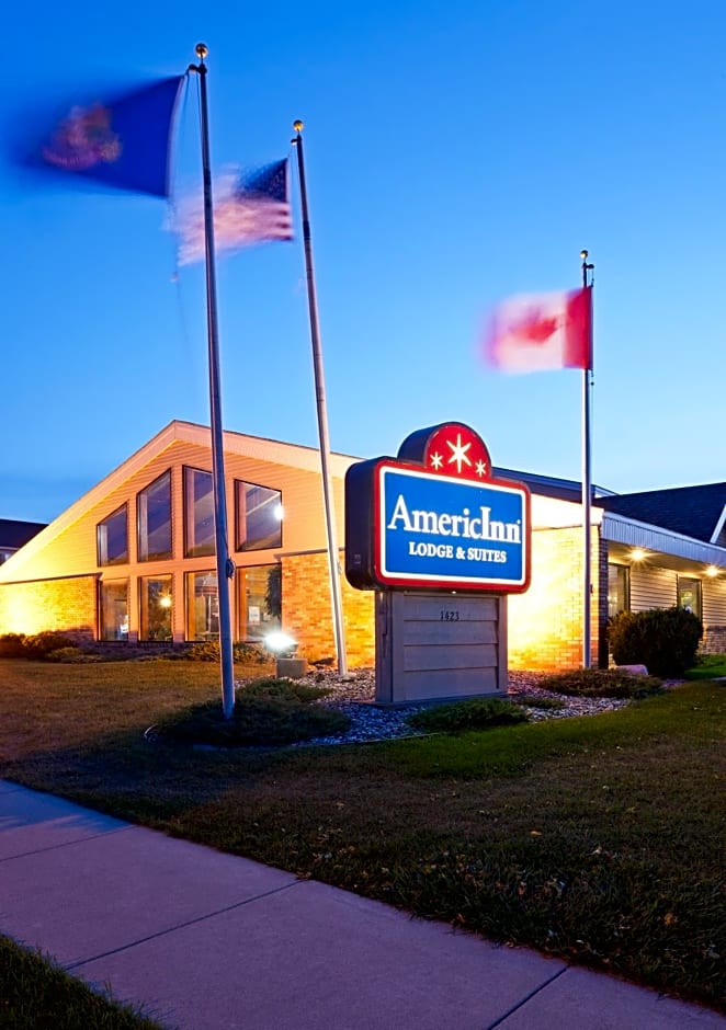 AmericInn by Wyndham Fargo West Acres