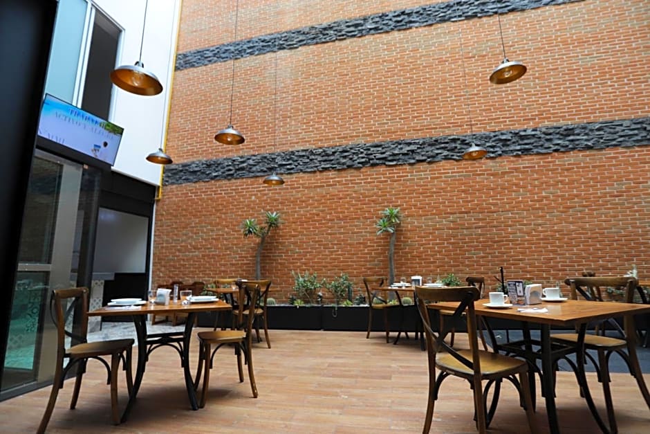 Hotel Diana