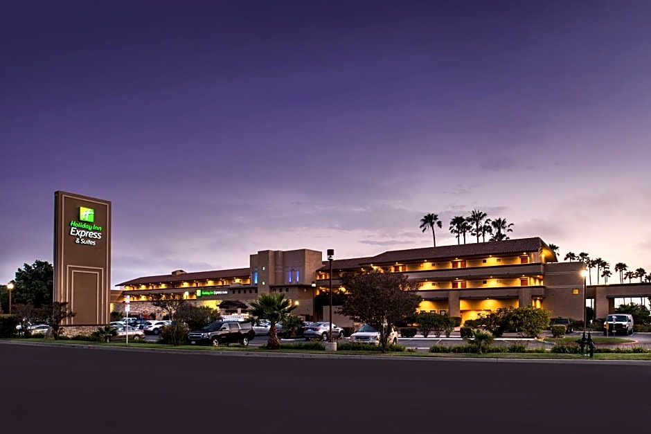 Holiday Inn Express Hotel & Suites Ventura Harbor By IHG