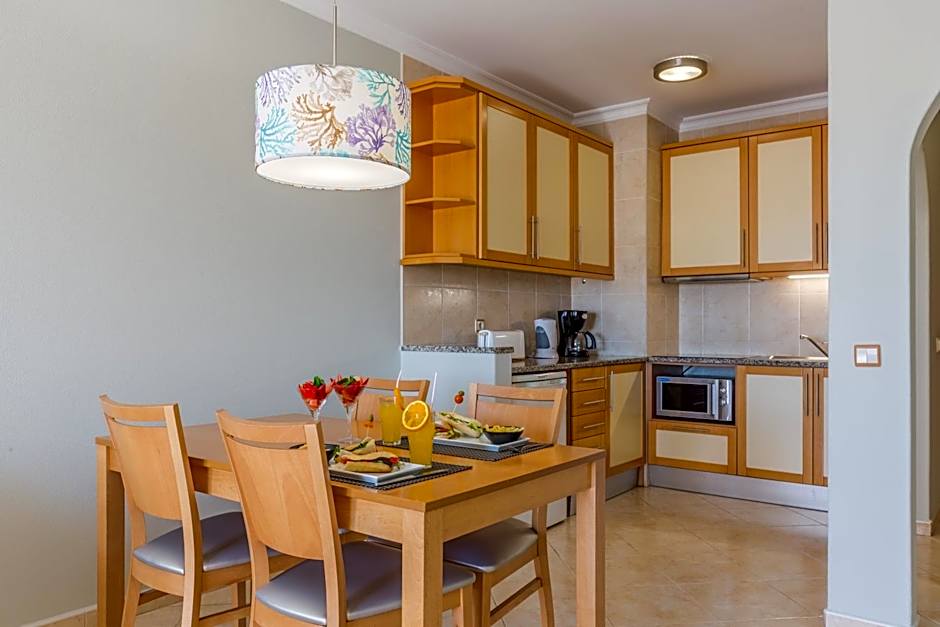 The Navigator - Solaqua