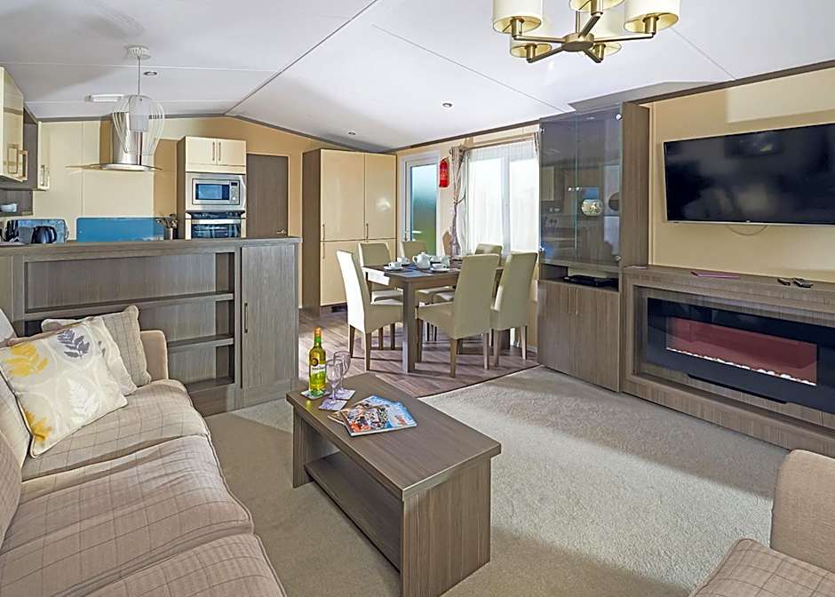 Looe Coastal Retreat